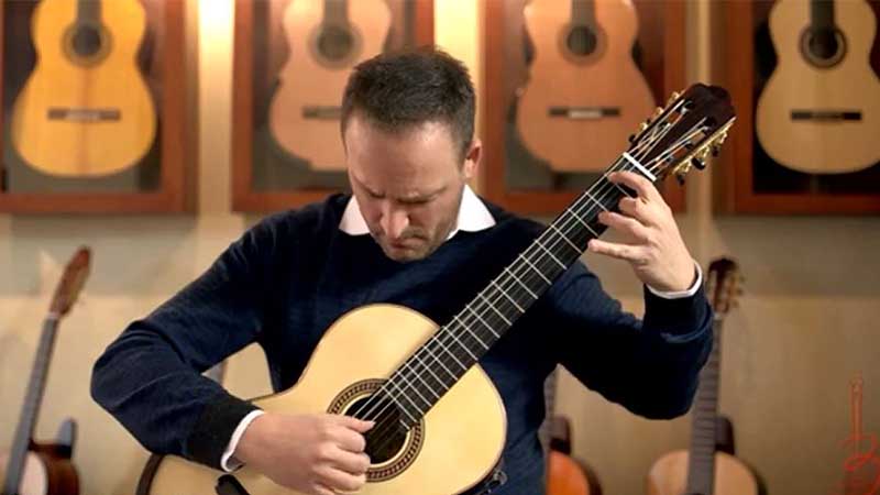 Etude No.1 by Giulio Regondi.Performed by Tariq Harb