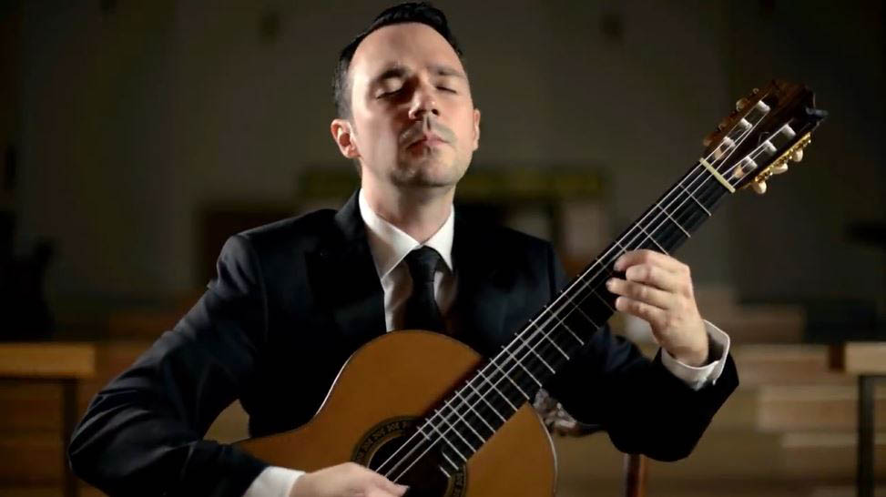 نگاهی به زندگی جولیو رگاندی