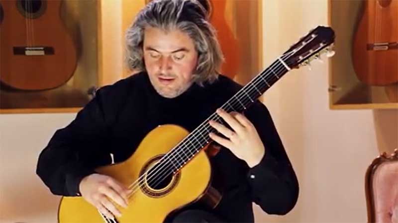 Prelude No.4 by Heitor Villa-Lobos.Performed by Svetoslav costoff